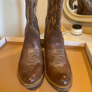 Brown Cowgirl Boots